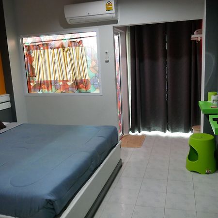 Pk Hotel 부리람 외부 사진
