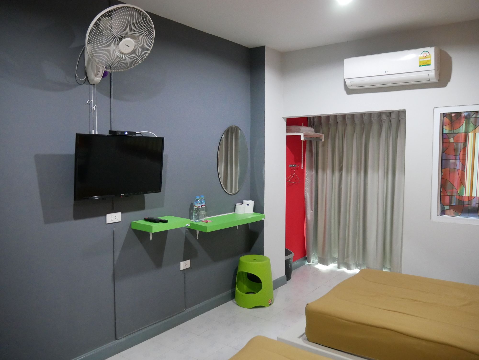 Pk Hotel 부리람 외부 사진